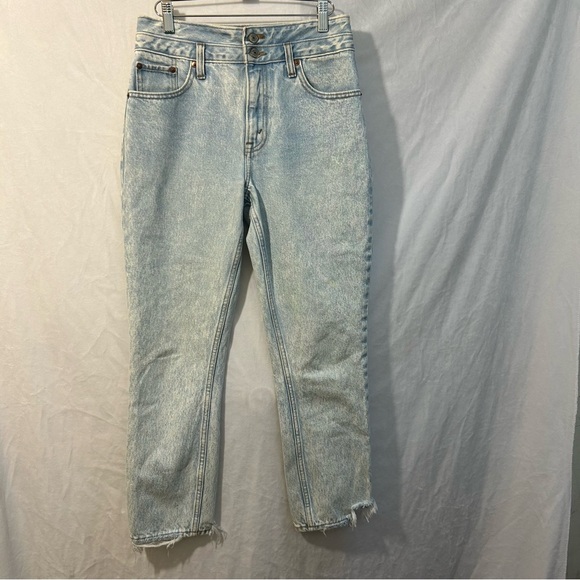 Abercrombie & Fitch Women’s High Rise Mom Jeans. Size 26/ 2R - Picture 12 of 14